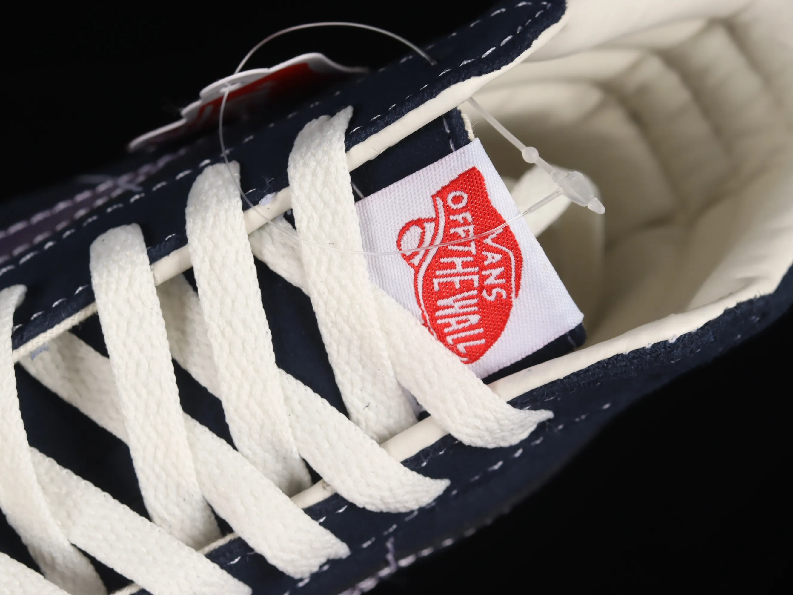 All categories Vans Vans series Vans Hi Vans high-top Vans SK8-Hi Lx Vans official navy blue high-top casual sneakers VN0A4BVB20T